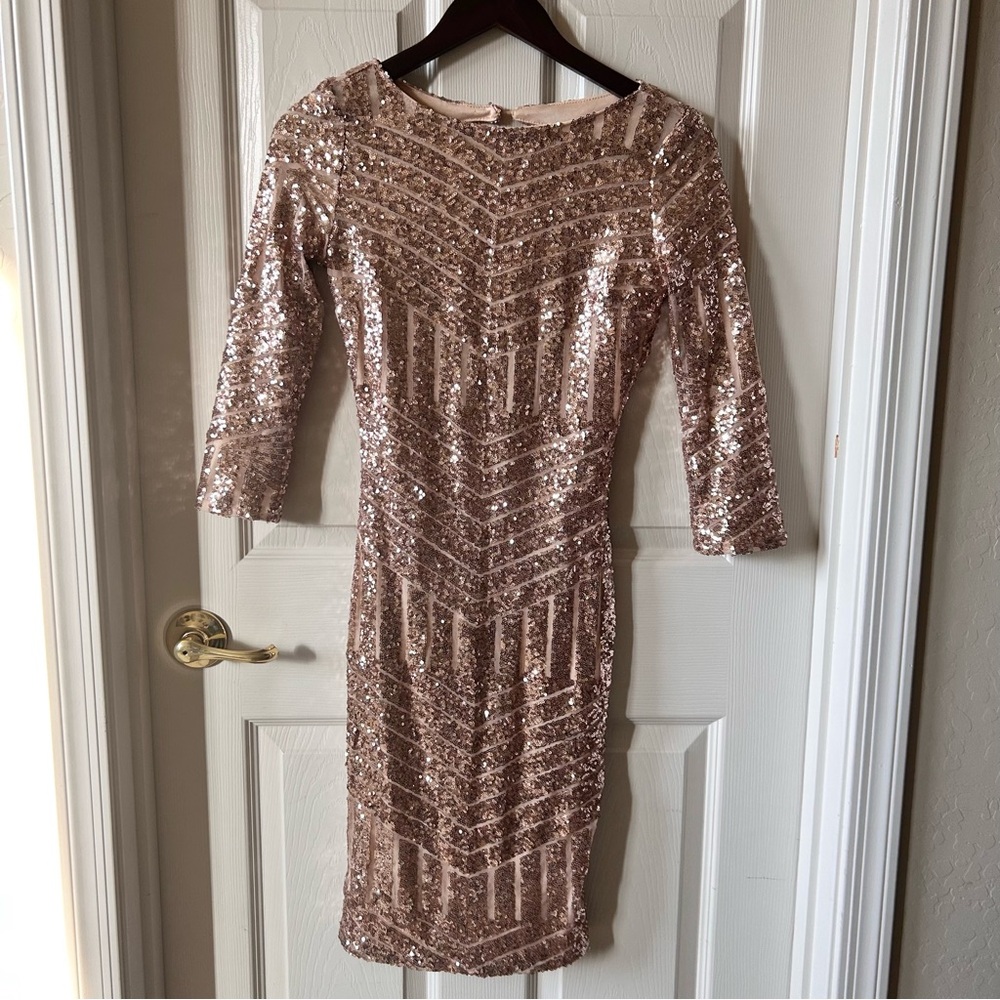 L'ATISTE Rose Gold Sequin Mini Bodycon Cocktail Party Sparkle dress